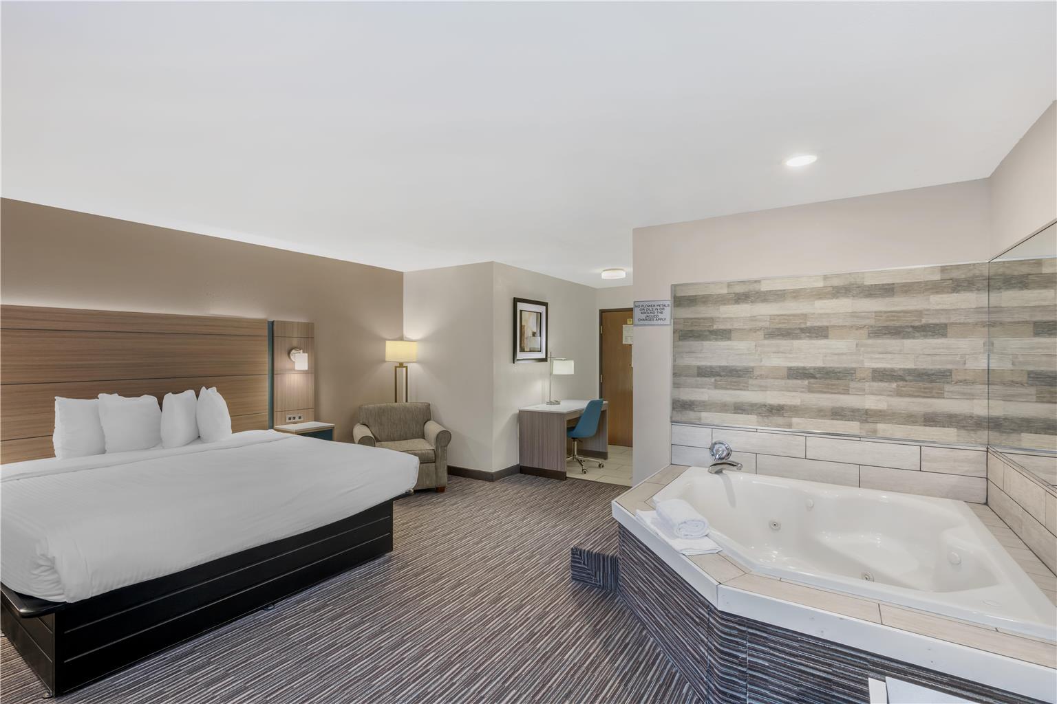 Best Western Columbus Airport - photo 26