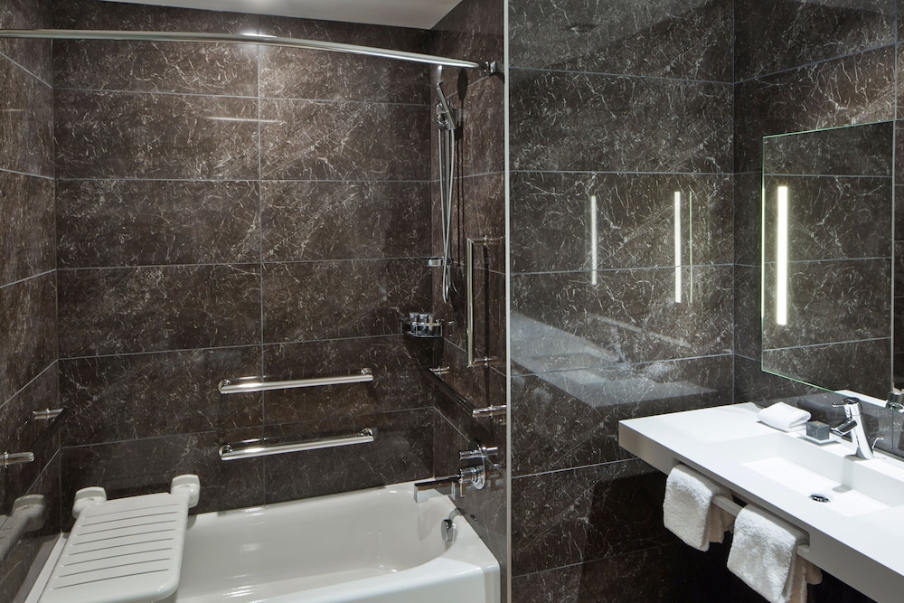 AC Hotel by Marriott Minneapolis Downtown - photo 23