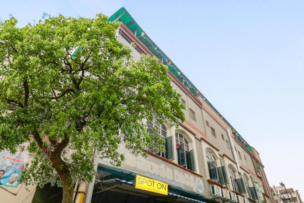 Capital O Aditya Grand in Guntur, India