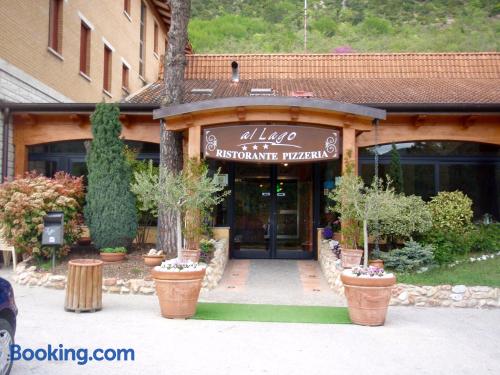 Albergo Ristorante Al Lago — hotel in Fossombrone