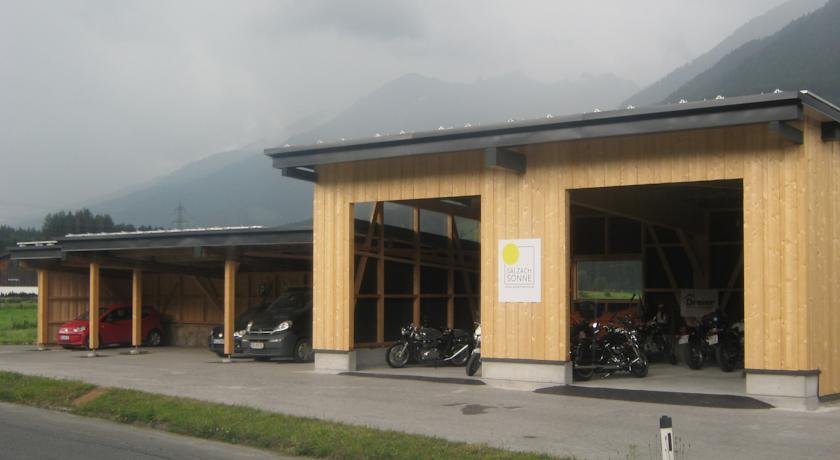 Gästehaus Dreier — 4-Star Luxury Hotel in Neukirchen Am Grossvenediger, Austria