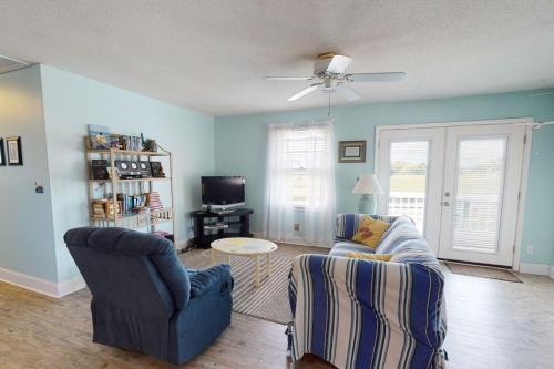 Kay La Plaj by Oak Island Accommodations - photo 11