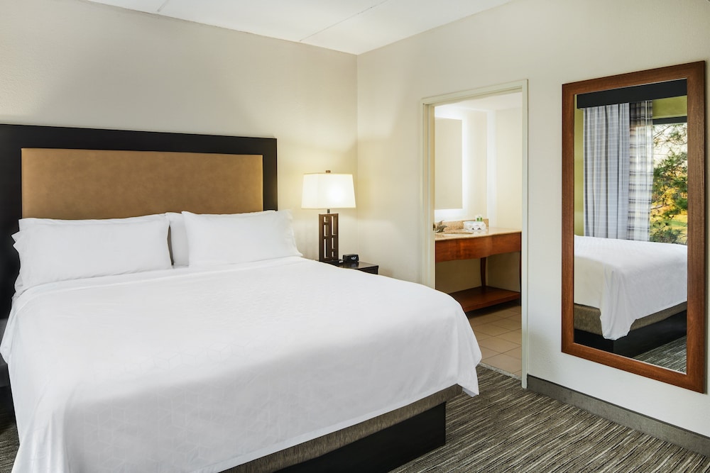 Holiday Inn Express & Suites Jacksonville SE Med Ctr Area by IHG - photo 15