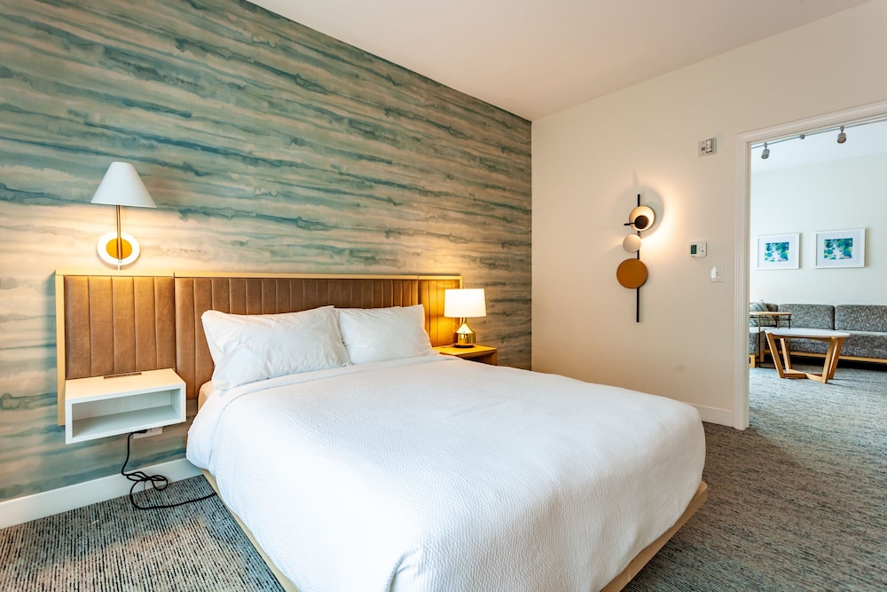 TownePlace Suites by Marriott Raleigh University Area - photo 32