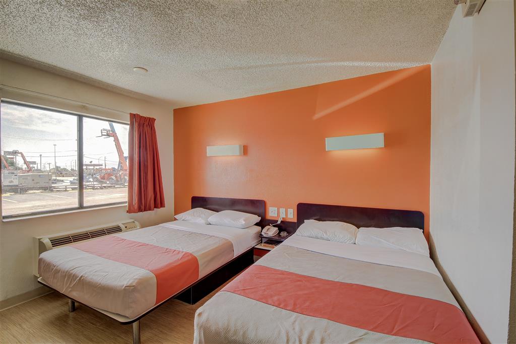 Motel 6 San Antonio TX Fort Sam Houston - photo 22