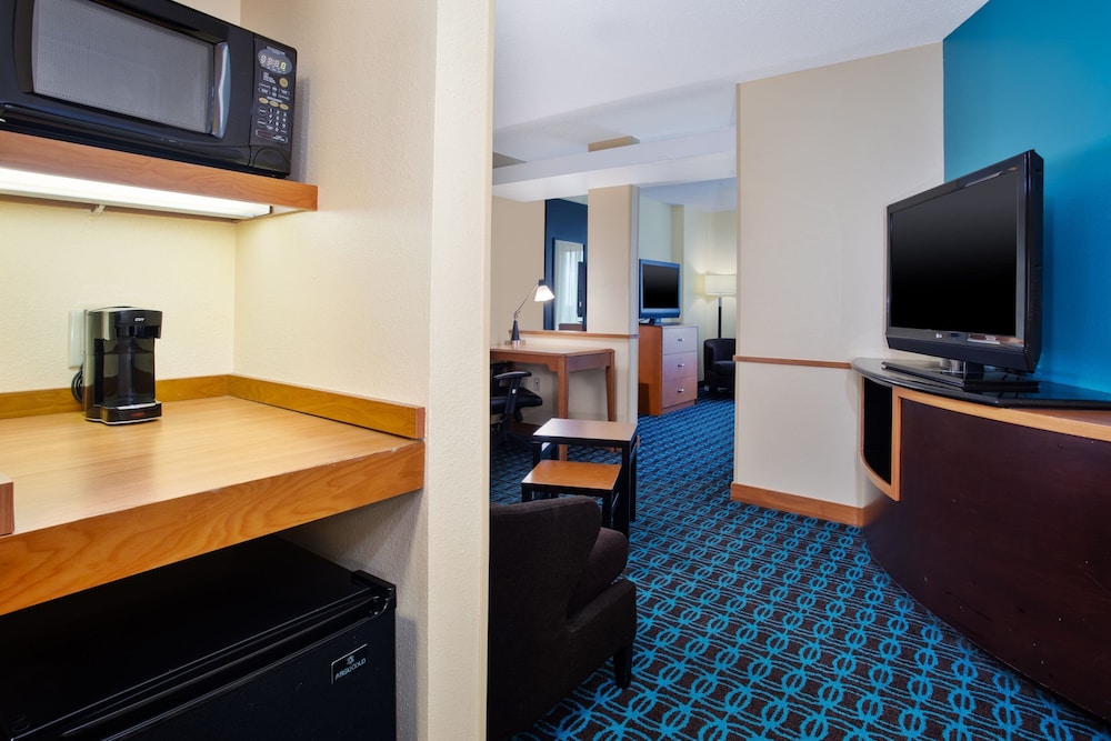 Fairfield Inn & Suites by Marriott Lexington North - photo 20