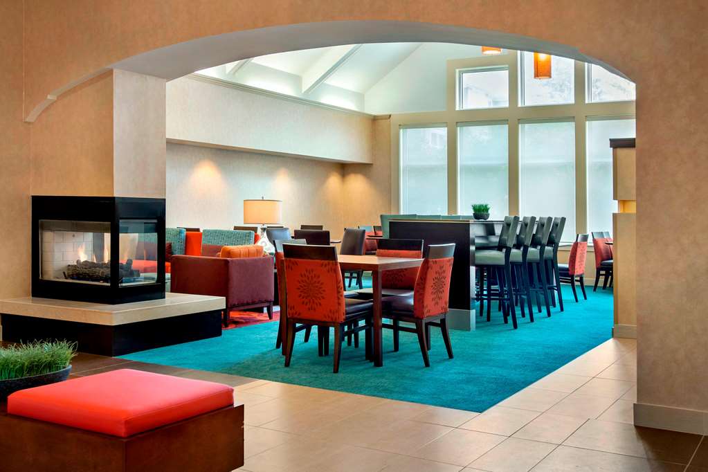 Sonesta ES Suites Allentown Bethlehem Airport - photo 7