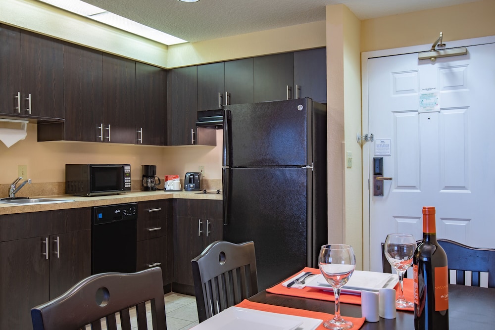 staySky Suites I Drive Orlando - photo 13