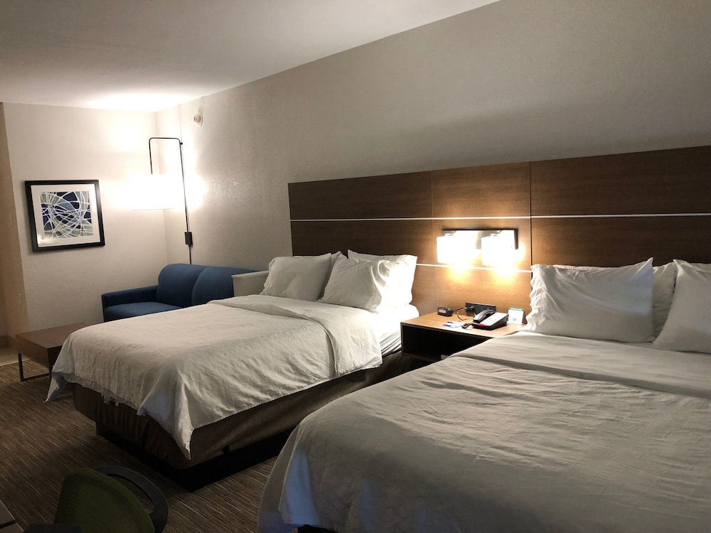 Holiday Inn Express & Suites Franklin KY by IHG - photo 13