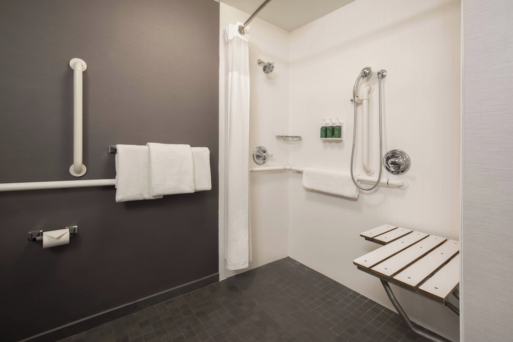 Courtyard by Marriott Tucson Airport - photo 20
