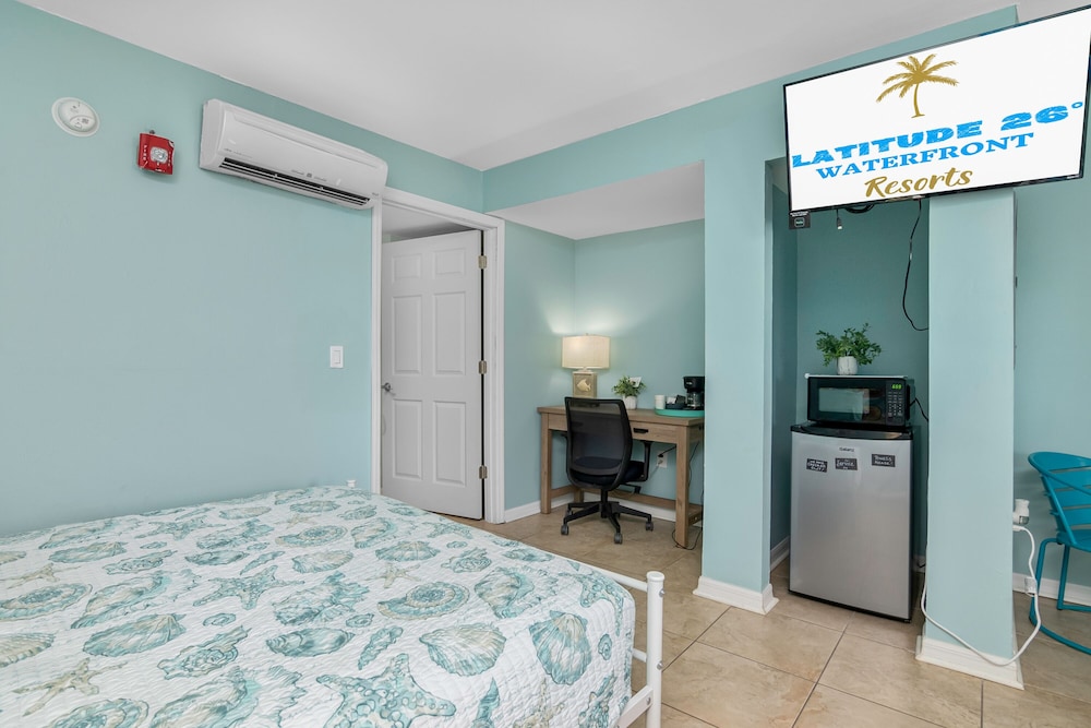 Latitude 26 Waterfront Resort & Marina - photo 42