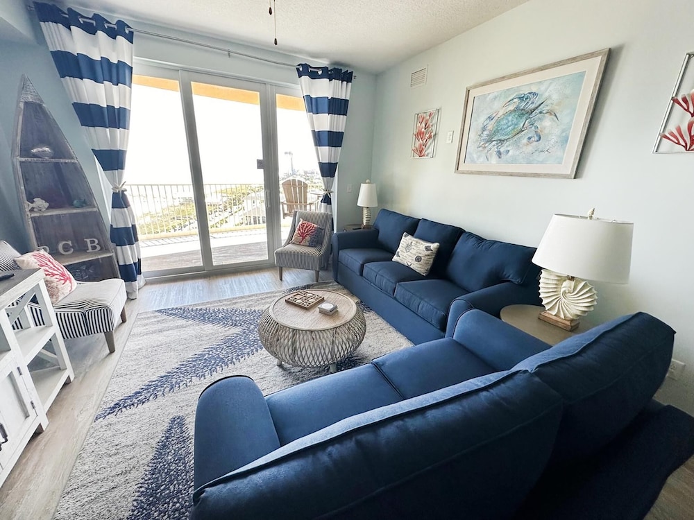 Calypso 3 Luxury Beach Vacation Sleeps 6 in Panama City Beach, United States