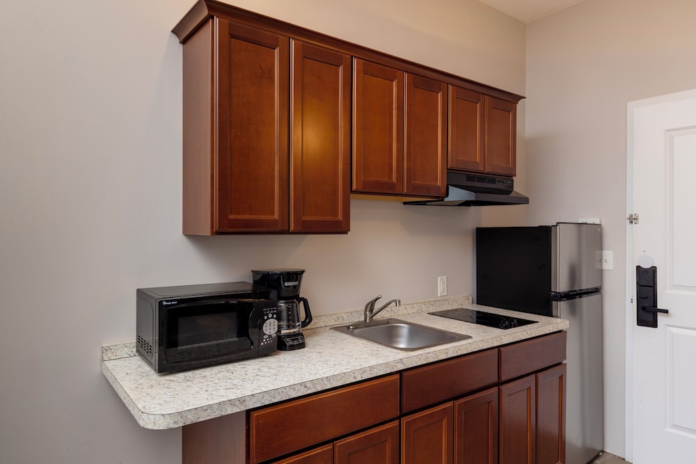 Brinton Suites - photo 42