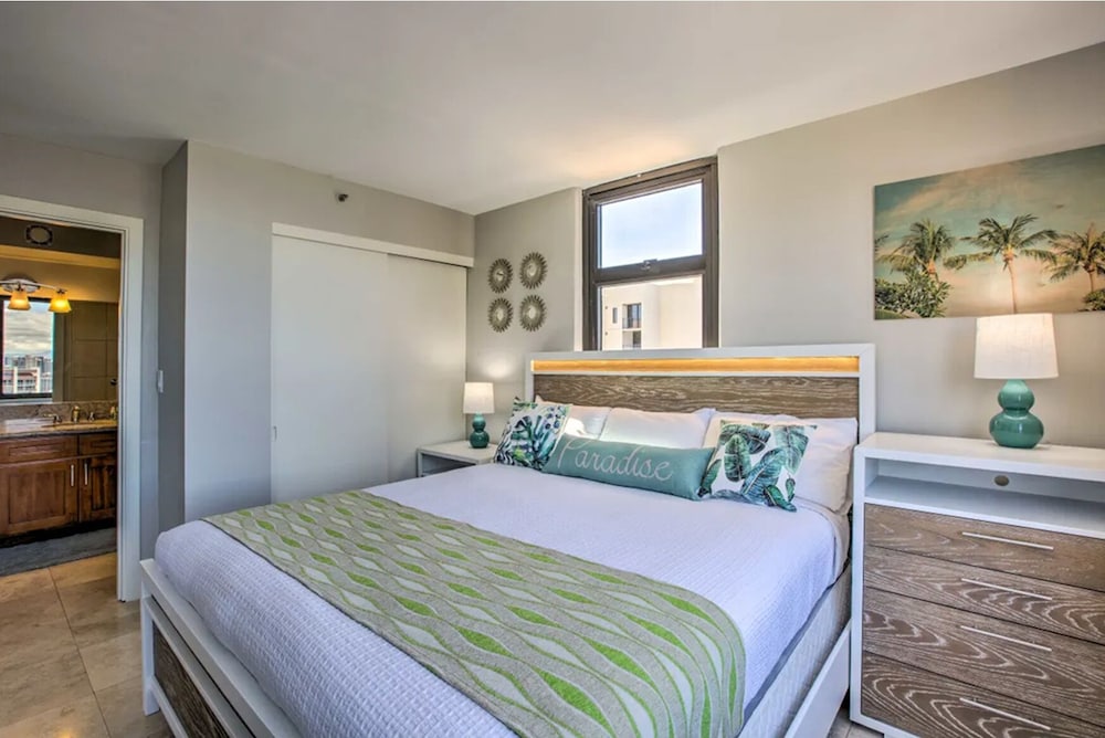Tower 1 Suite 3514 KP by Koko Resort Vacation Rentals - photo 3