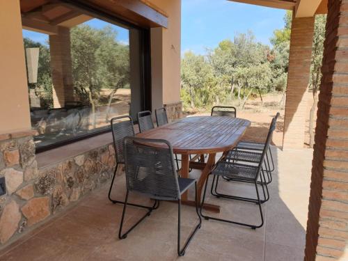 Casa Rural Las Nueces — 4-Star Luxury Hotel in Pozo Alcon, Spain