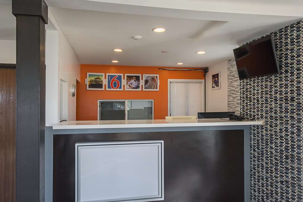 Motel 6 Marshalltown IA - photo 19