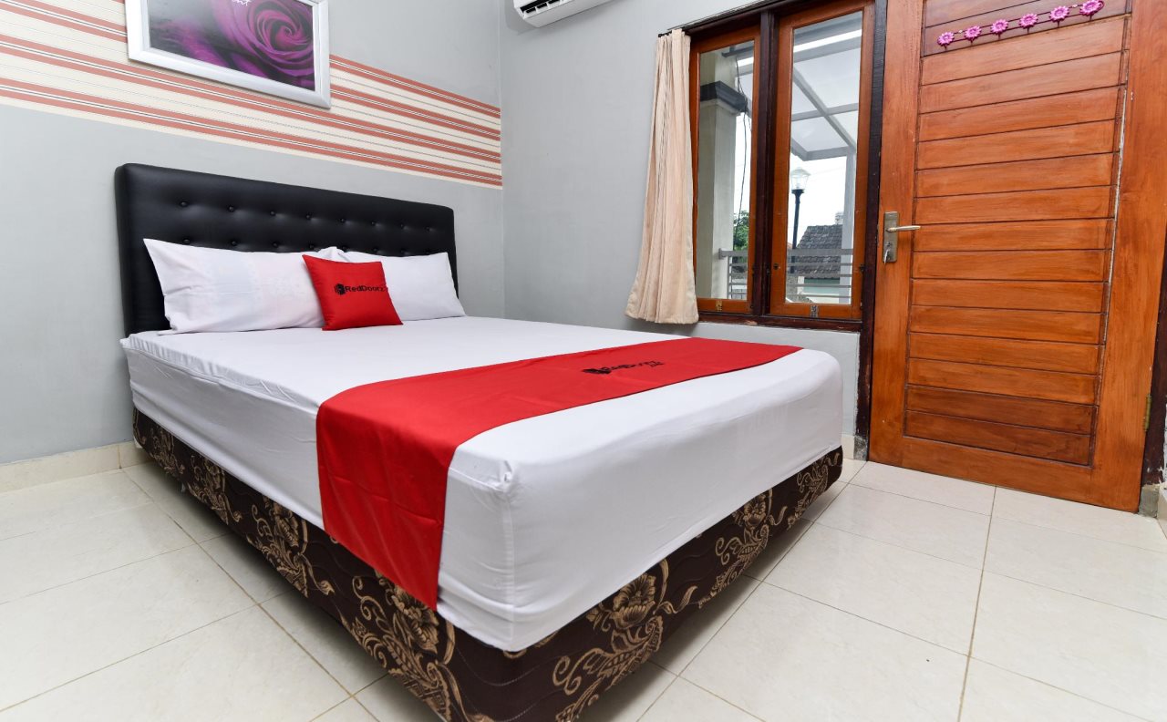RedDoorz near Teuku Umar Barat Denpasar Denpasar Indonesia pet-friendly hotel Denpasar