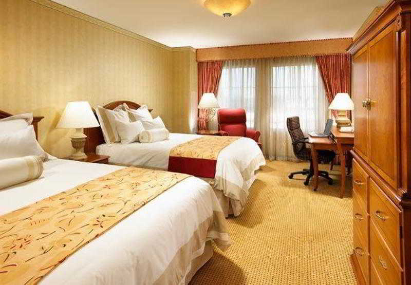 San Mateo Marriott San Francisco Airport - photo 2