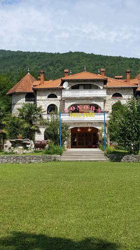 Sara - carbon neutral hotel in Buzet