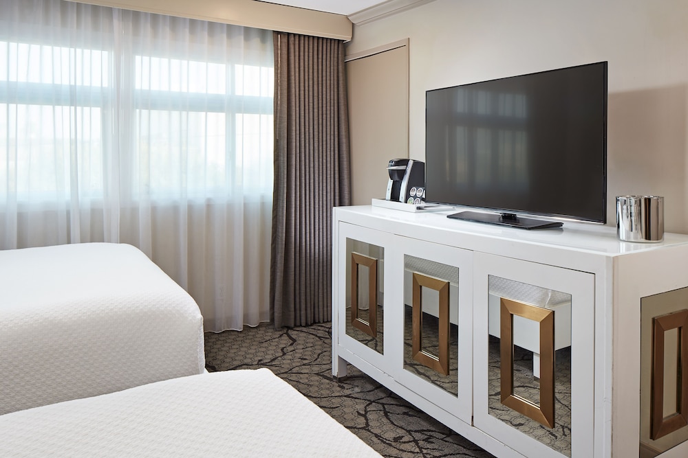 Carlyle Inn - photo 14