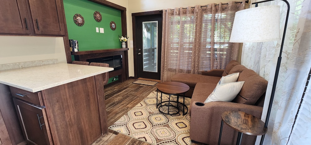 Emberglow Outdoor Resort - photo 128