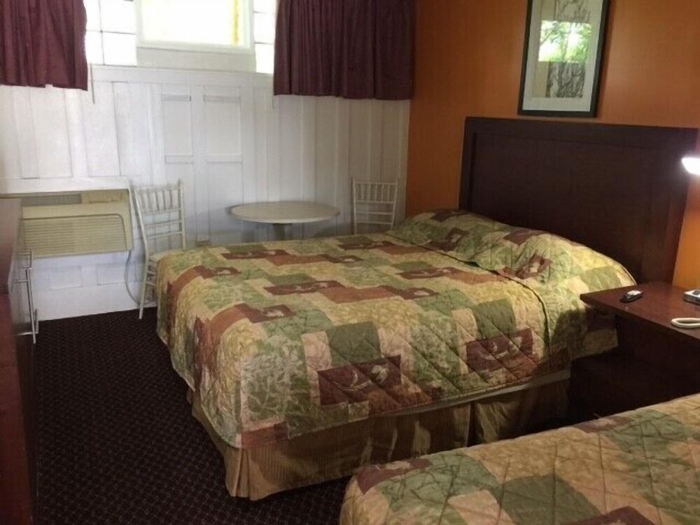 Hollander Motel - photo 10