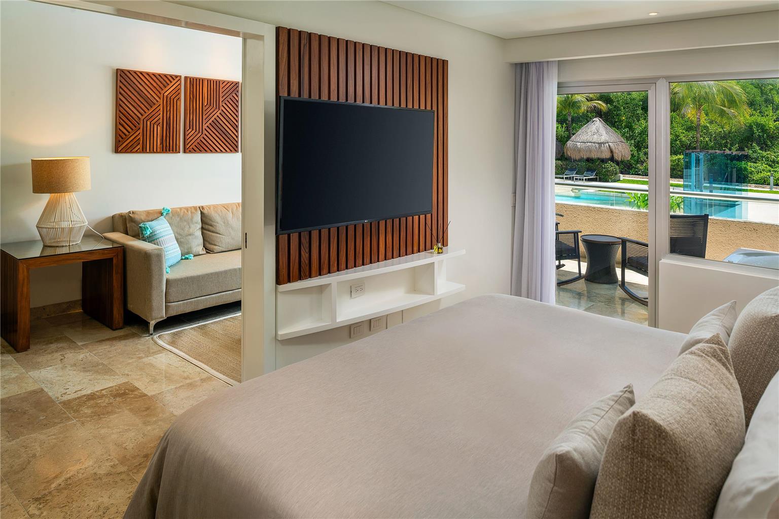 Guest room
