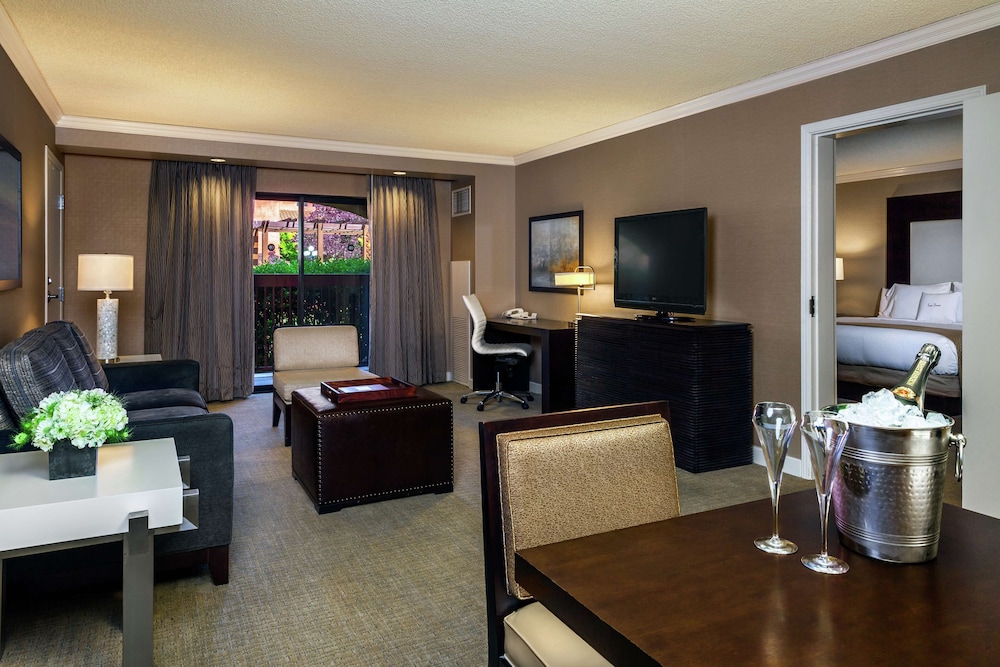 DoubleTree by Hilton Sonoma Wine Country - photo 17