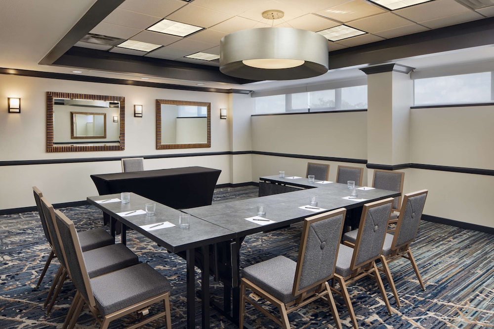 Embassy Suites by Hilton West Palm Beach Central - photo 52