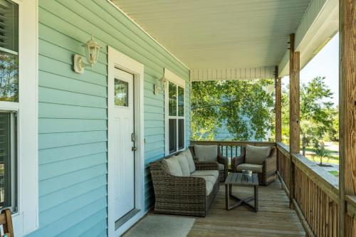 A Sloth's Retreat by Oak Island Accommodations - photo 31