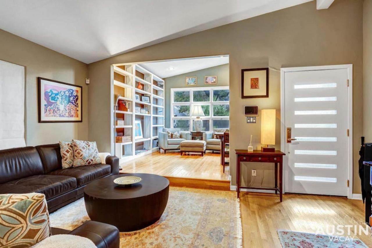 Fun For the Whole Family Easy Access to Downtown in Austin, United States