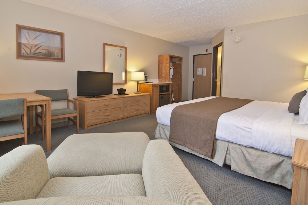 Boarders Inn & Suites by Cobblestone Hotels Faribault - photo 15