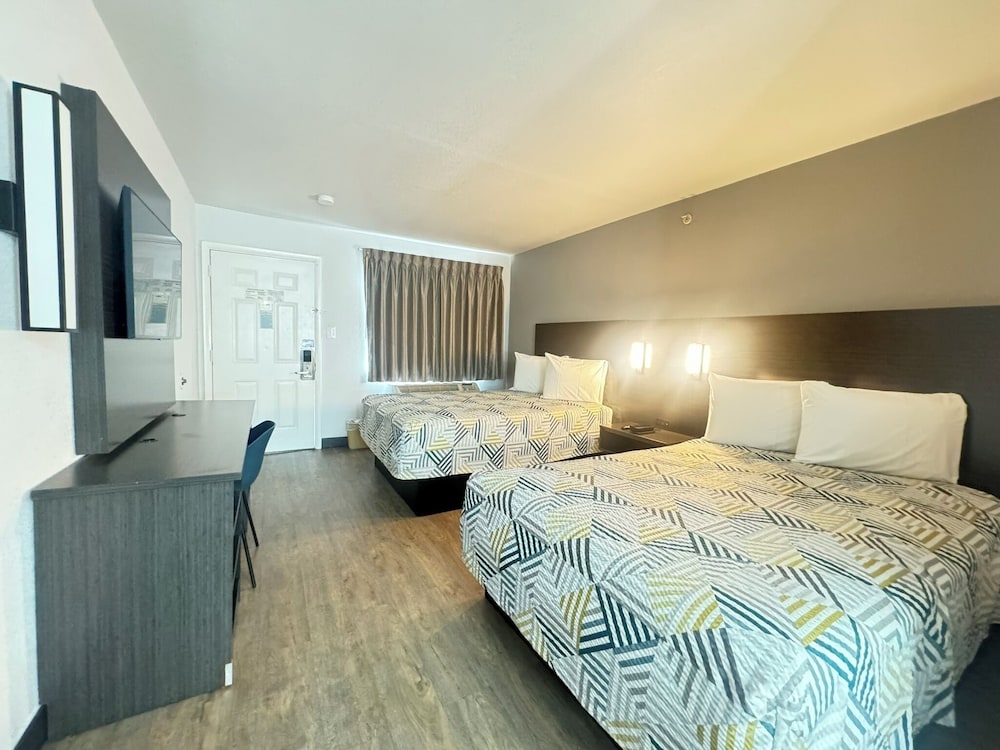 Masters Inn Tucker - photo 17