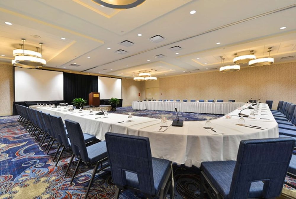 Hotel Belvoir Springfield - photo 25