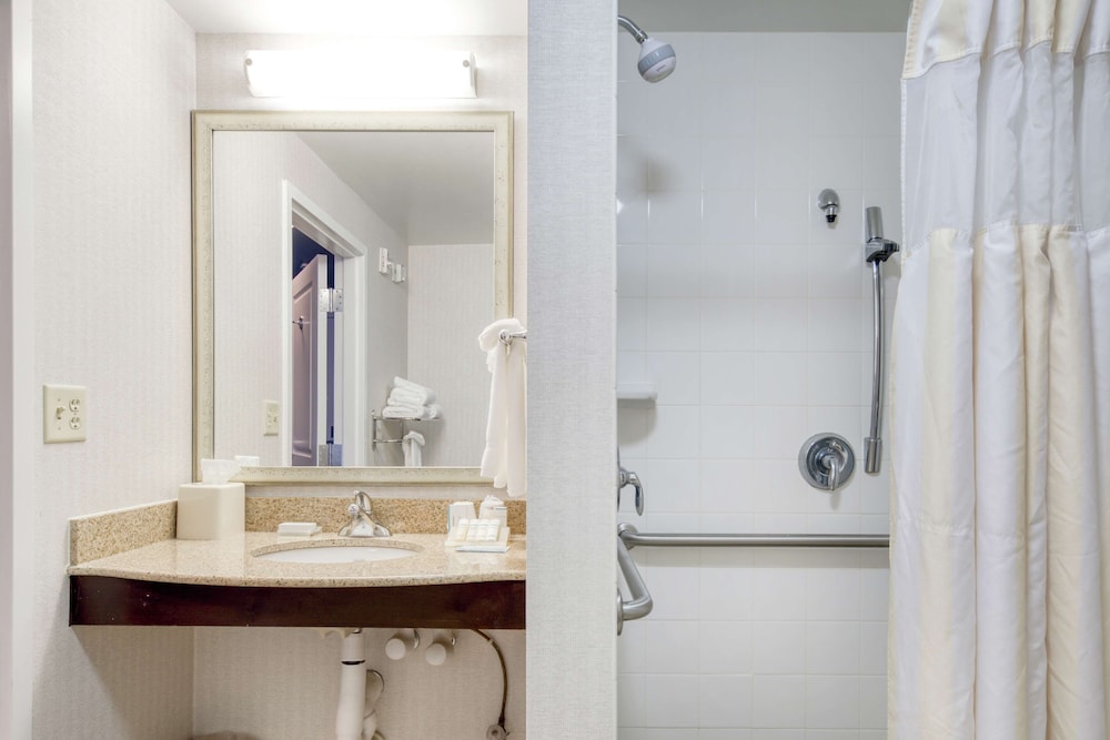 Hilton Garden Inn Durham Southpoint - photo 48