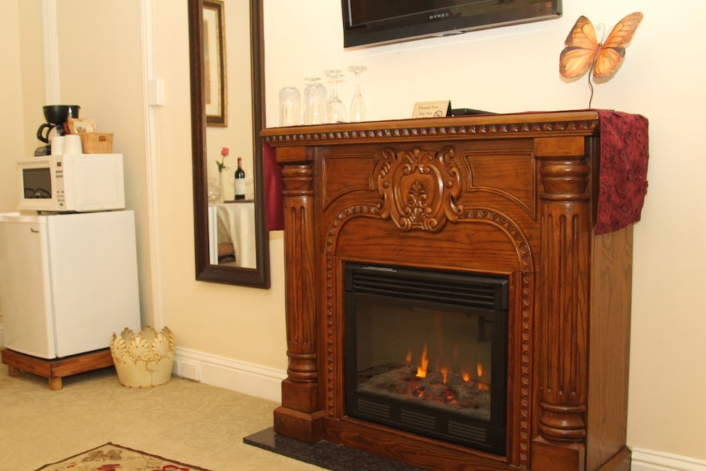 Monarch Cove Inn - photo 16