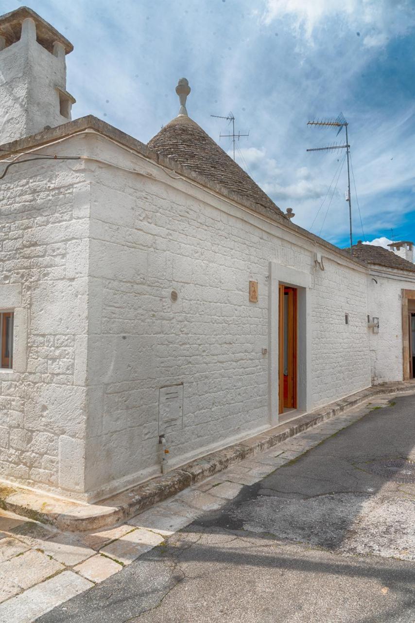 Trullo Dell’Erba — Alberobello — photo 3
