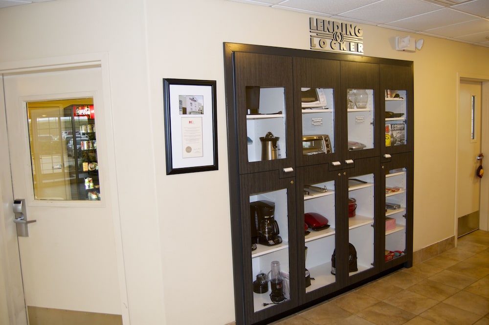 Candlewood Suites Victoria By Ihg - photo 22