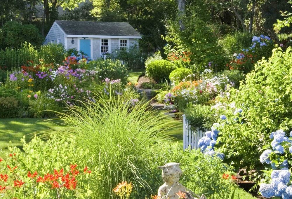 A Little Inn on Pleasant Bay - photo 27