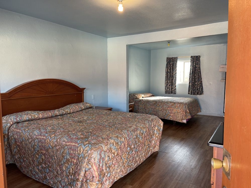 Full Moon Inn - photo 15