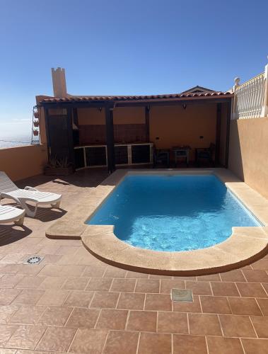 Casita Con Piscina Privada — Candelaria