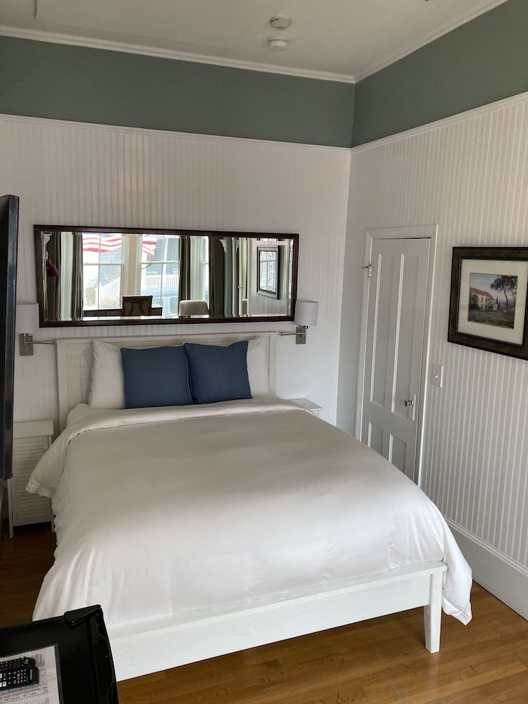 Prince Albert Provincetown - photo 20