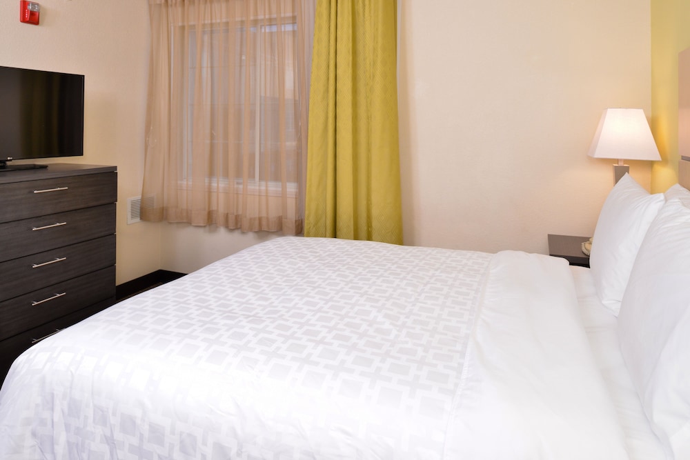 Candlewood Suites Austin Round Rock by IHG - photo 15