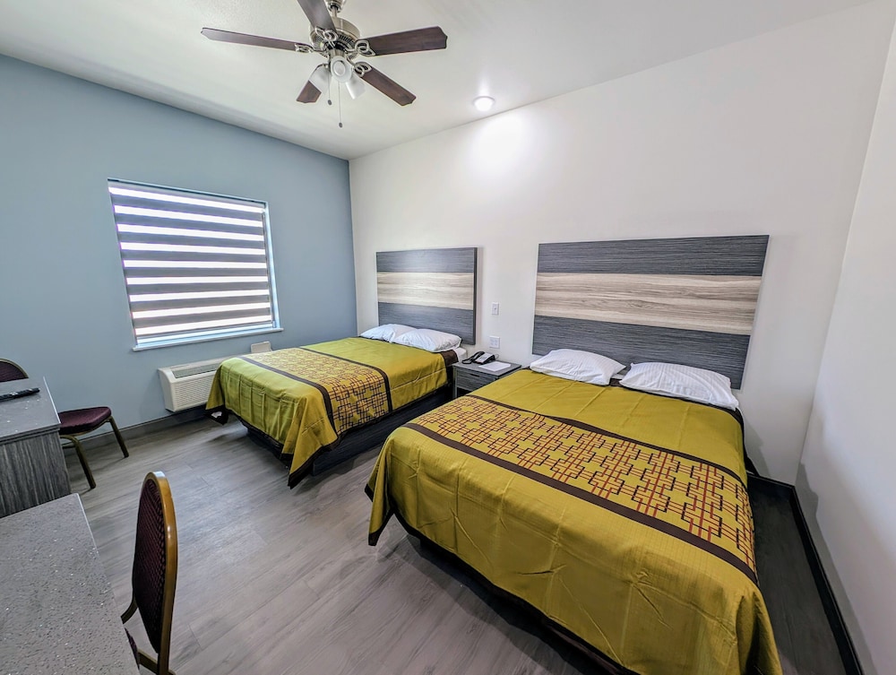 Texas Bungalows Hotel & Hotel Que at i35 Austin Pflugerville - photo 11