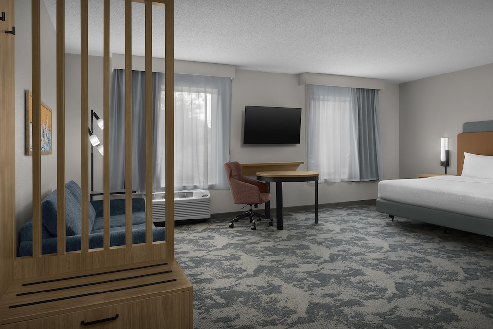 Hampton Inn & Suites Huntersville - photo 15
