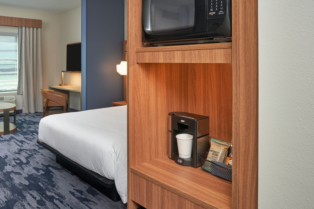 Fairfield Inn & Suites by Marriott West Palm Beach - photo 10