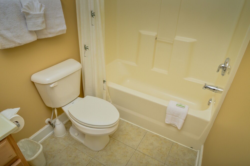 Barefoot Resort & Yacht Club - photo 72