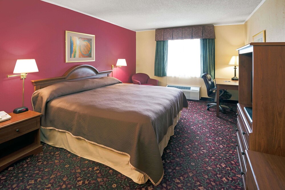 Travelodge by Wyndham Beckley - photo 19