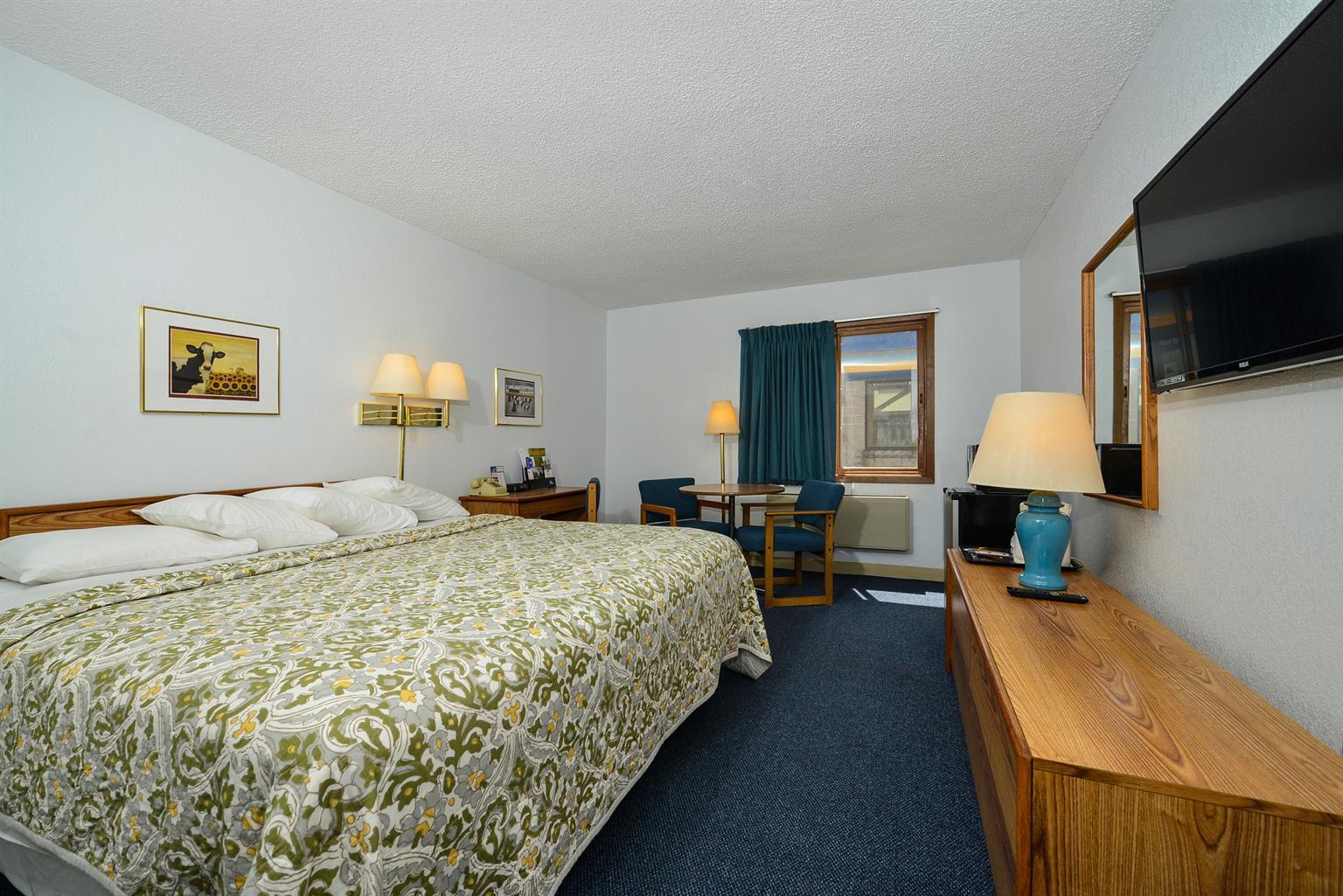 Americas Best Value Inn Wisconsin Rapids - photo 3