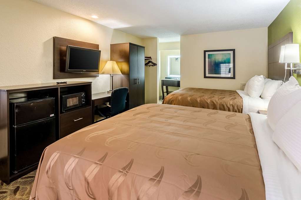 Quality Inn Tanglewood - photo 18